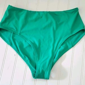 NWOT Athleta Size M Green High Waist Swim Bottom